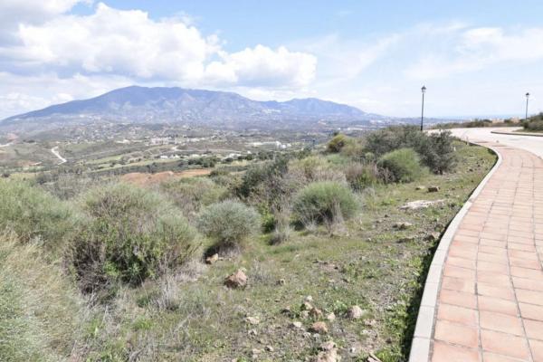 Terreno en calle Vicaria de Cala Golf