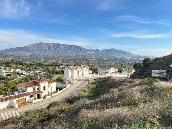 Terreno en Urbanizacion la Cala Golf, 5