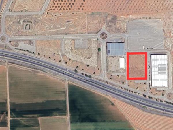 Terreno en Carretera, 2