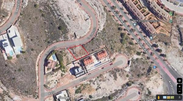 Terreno en calle Codorniz s/n