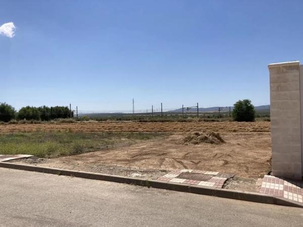 Terreno en calle Pilar Bardem