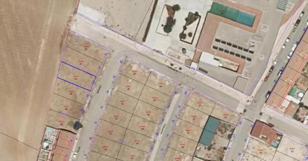 Terreno en calle Pilar Bardem