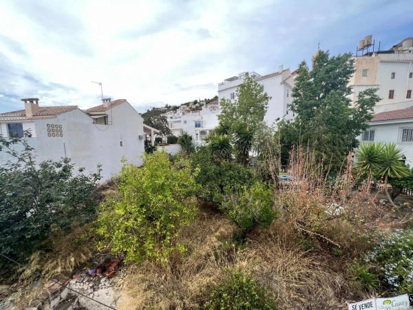 Terreno en calle José Antonio