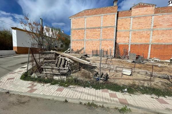 Terreno en calle el Cerrillo