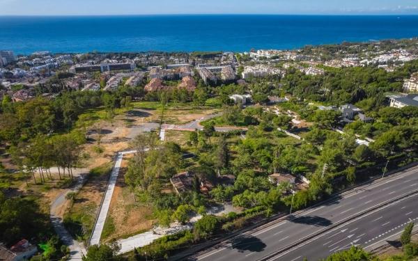 Terreno en carretera a-7s