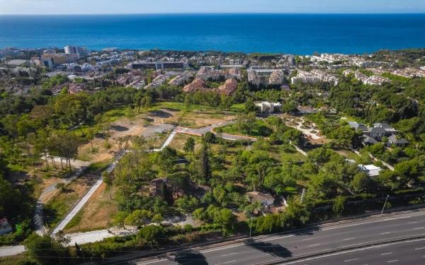 Terreno en carretera a-7s