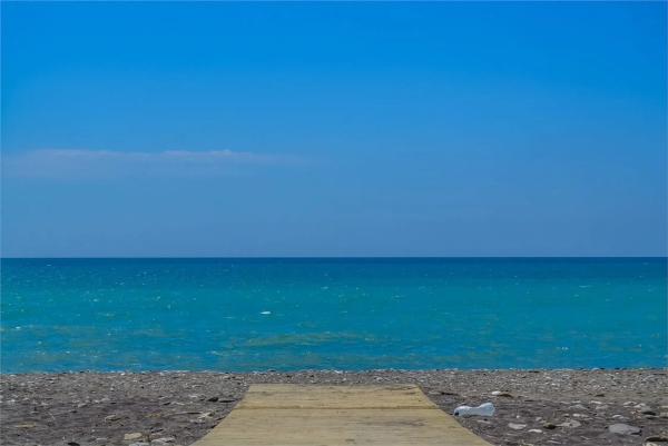 Terreno en avenida Las Palmeras de Baviera