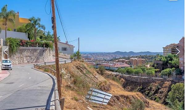 Terreno en calle Vencejo