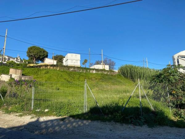 Terreno en calle de los Fresnos, 23