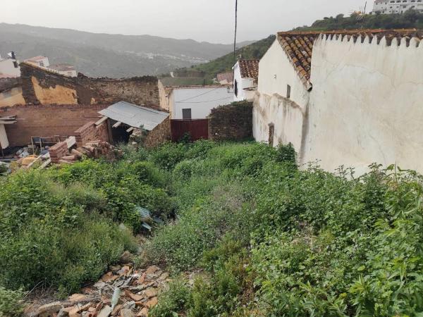 Terreno en Moclinejo