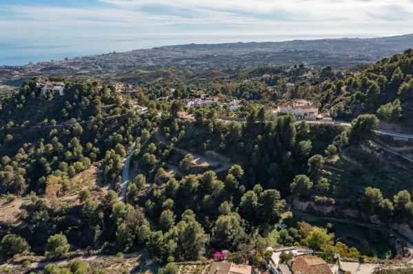 Terreno en carretera Mijas-Fuengirola