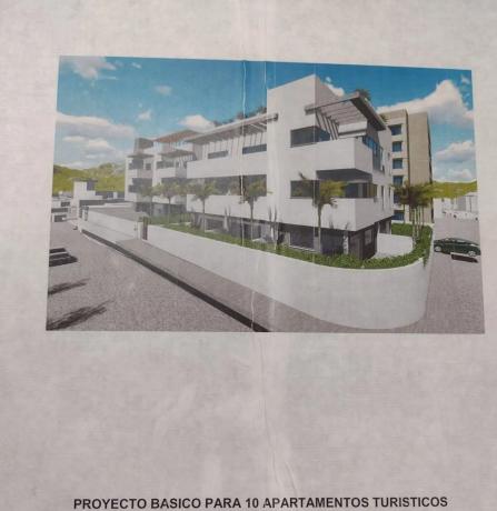 Terreno en Avda Pescia - Ctra de Frigiliana