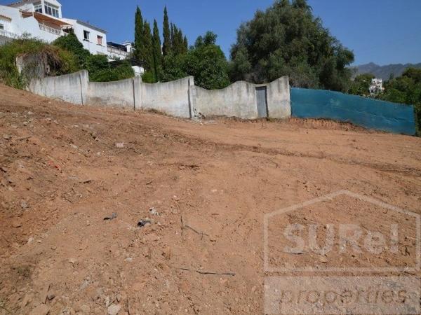 Terreno en calle Romeral Alto