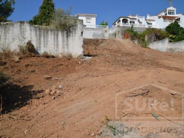 Terreno en calle Romeral Alto