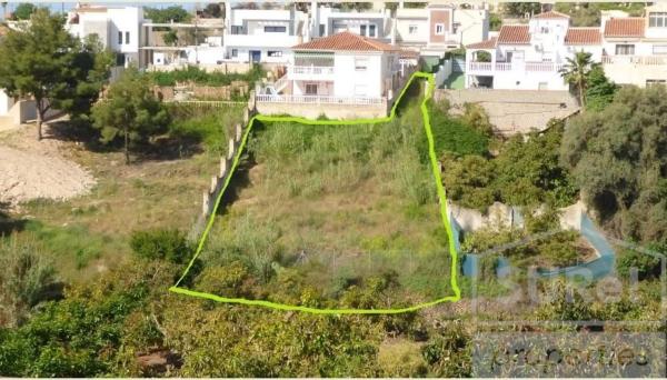 Terreno en calle Romeral Alto