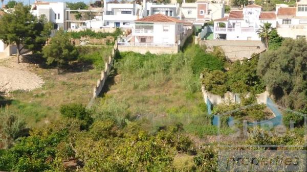 Terreno en calle Romeral Alto