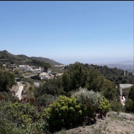 Terreno en Urb Alta Verde