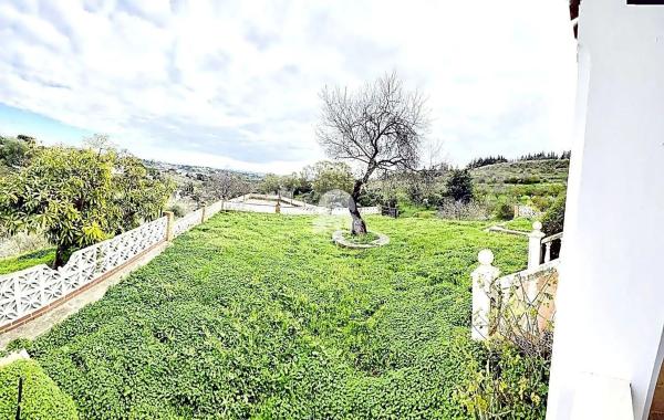 Terreno en Barrio Sierra de Estepona-Avda de Andalucia