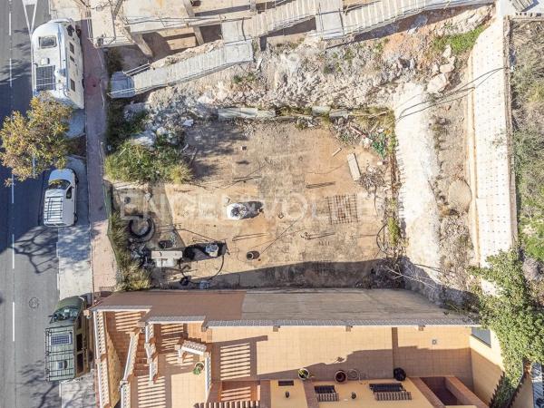 Terreno en avenida del Caribe