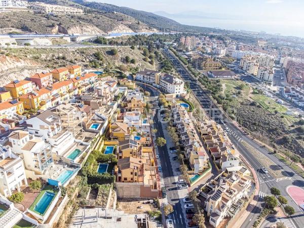 Terreno en avenida del Caribe