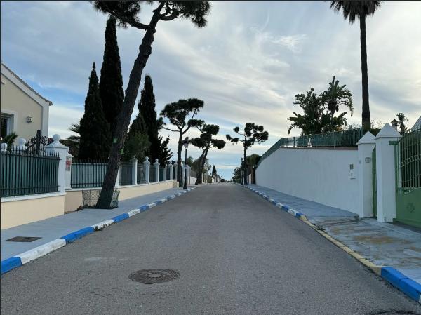 Terreno en Urb la Paloma, 105