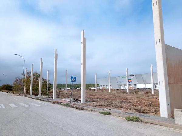Terreno en Arrabal Centro Logístico, 11