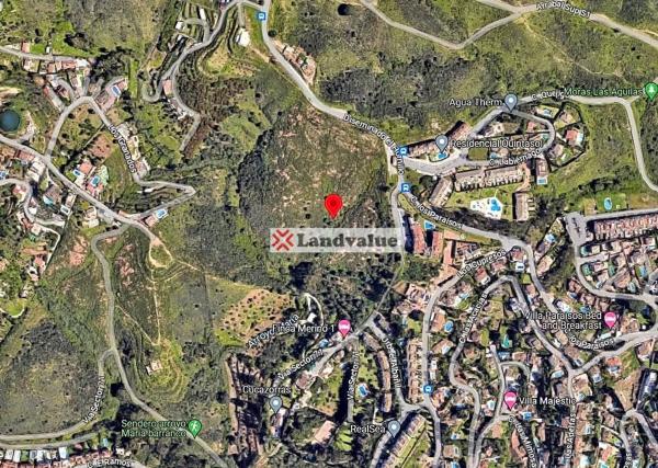 Terreno en calle los Paraísos, 31