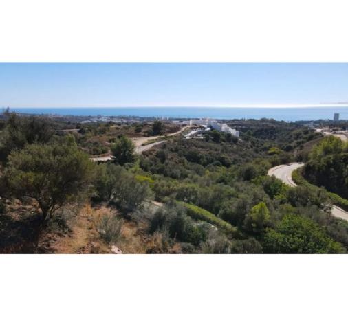 Terreno en carretera de Lomas de Marbella, 182