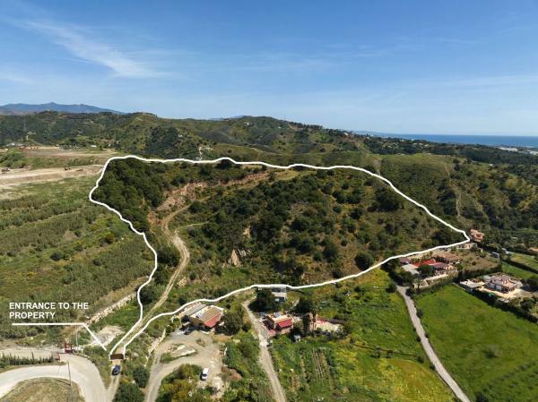 Terreno en Diseminado Pedregales