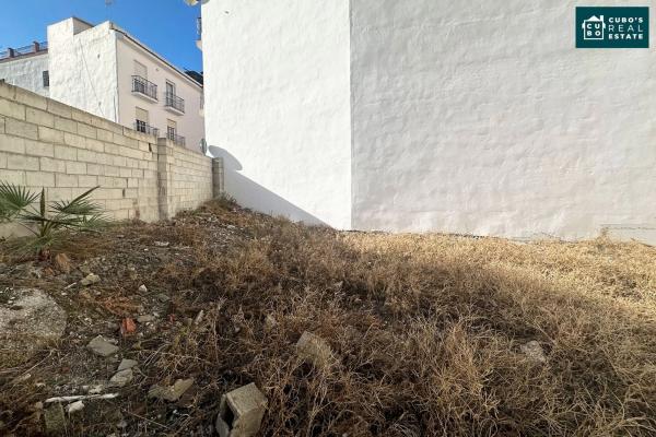 Terreno en calle Felicidad, 25