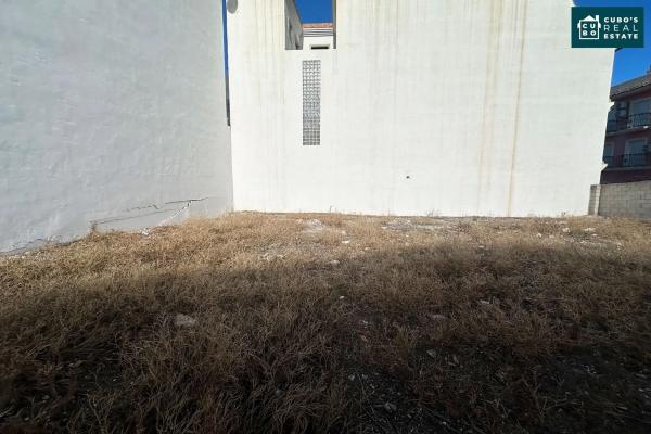 Terreno en calle Felicidad, 25