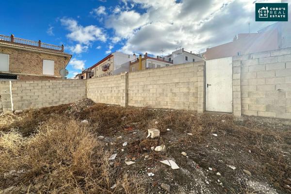 Terreno en calle Felicidad, 25