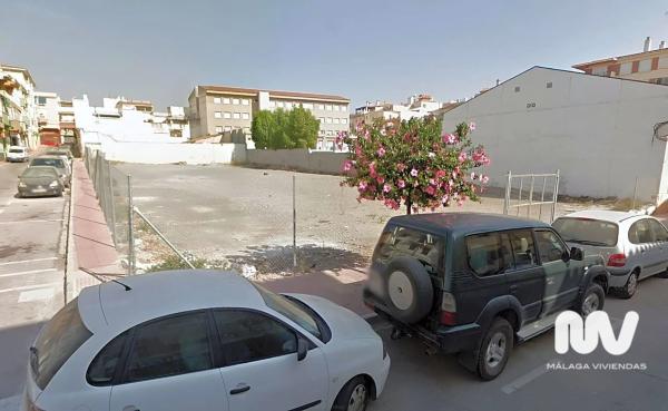 Terreno en calle Tejeda