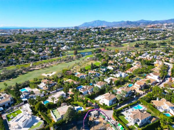 Terreno en calle Turín, 44