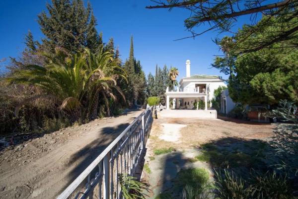 Terreno en calle Turín, 44