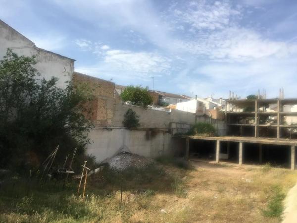 Terreno en calle Granada, 101