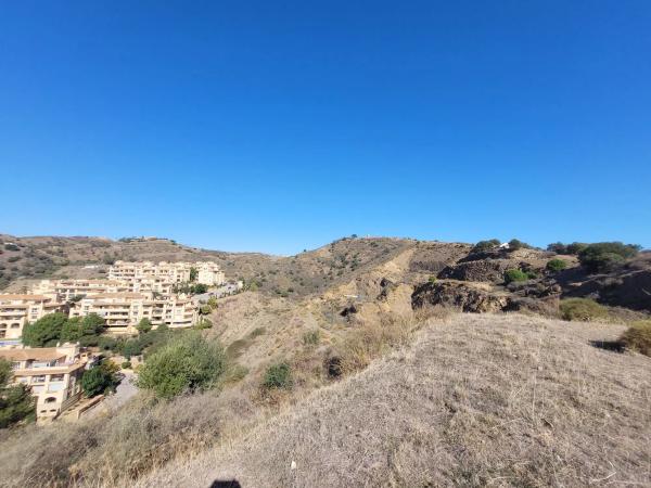 Terreno en calle Huelva de Calahonda, 3