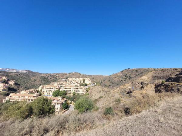 Terreno en calle Huelva de Calahonda, 3