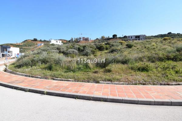 Terreno en Urbanizacion la Cala Golf, 42