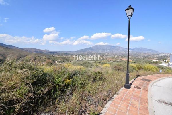 Terreno en Urbanizacion la Cala Golf, 42