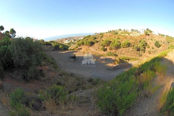 Terreno en Barrio Cancelada