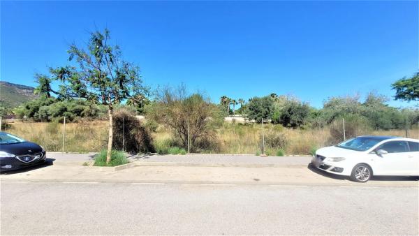 Terreno en calle Túnez, 19