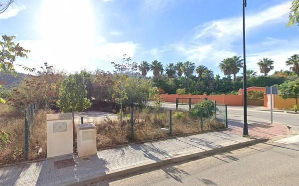 Terreno en calle Túnez, 19