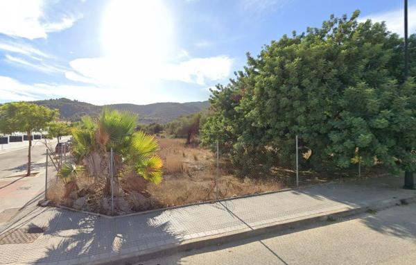 Terreno en calle Túnez, 19