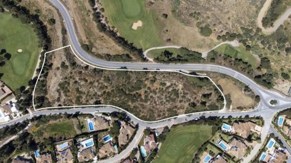 Terreno en Barrio Calaburra - Chaparral