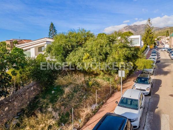 Terreno en calle Comuneros