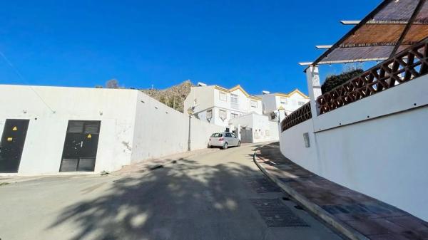 Terreno en calle Uriqui