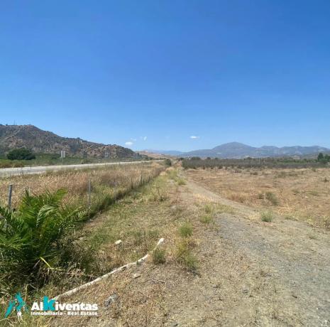Terreno en carretera pizarra