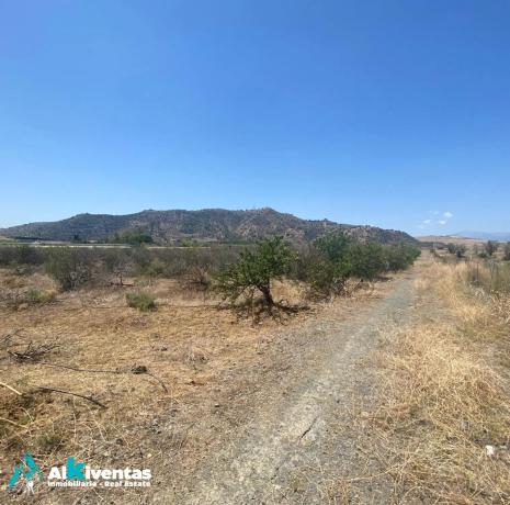 Terreno en carretera pizarra