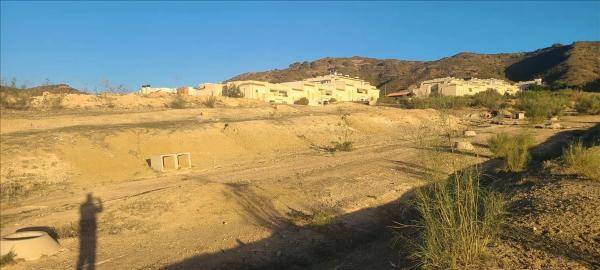 Terreno en calle Sierra Llana